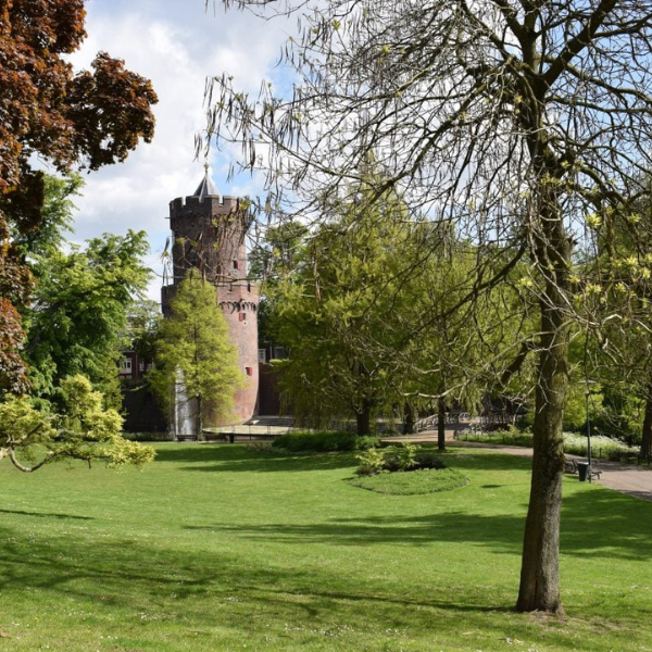 Wandeling oost-west-kronenburgpark